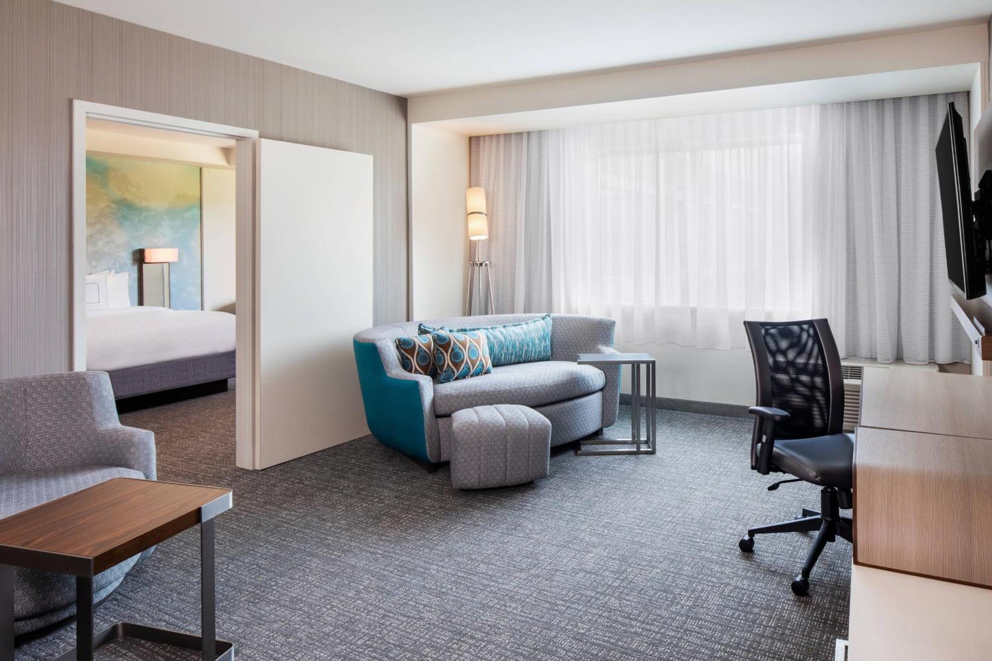 Courtyard By Marriott Wayne Fairfield Ξενοδοχείο Εξωτερικό φωτογραφία