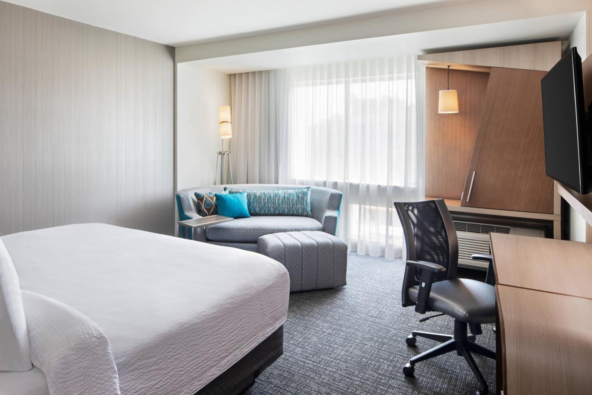 Courtyard By Marriott Wayne Fairfield Ξενοδοχείο Εξωτερικό φωτογραφία
