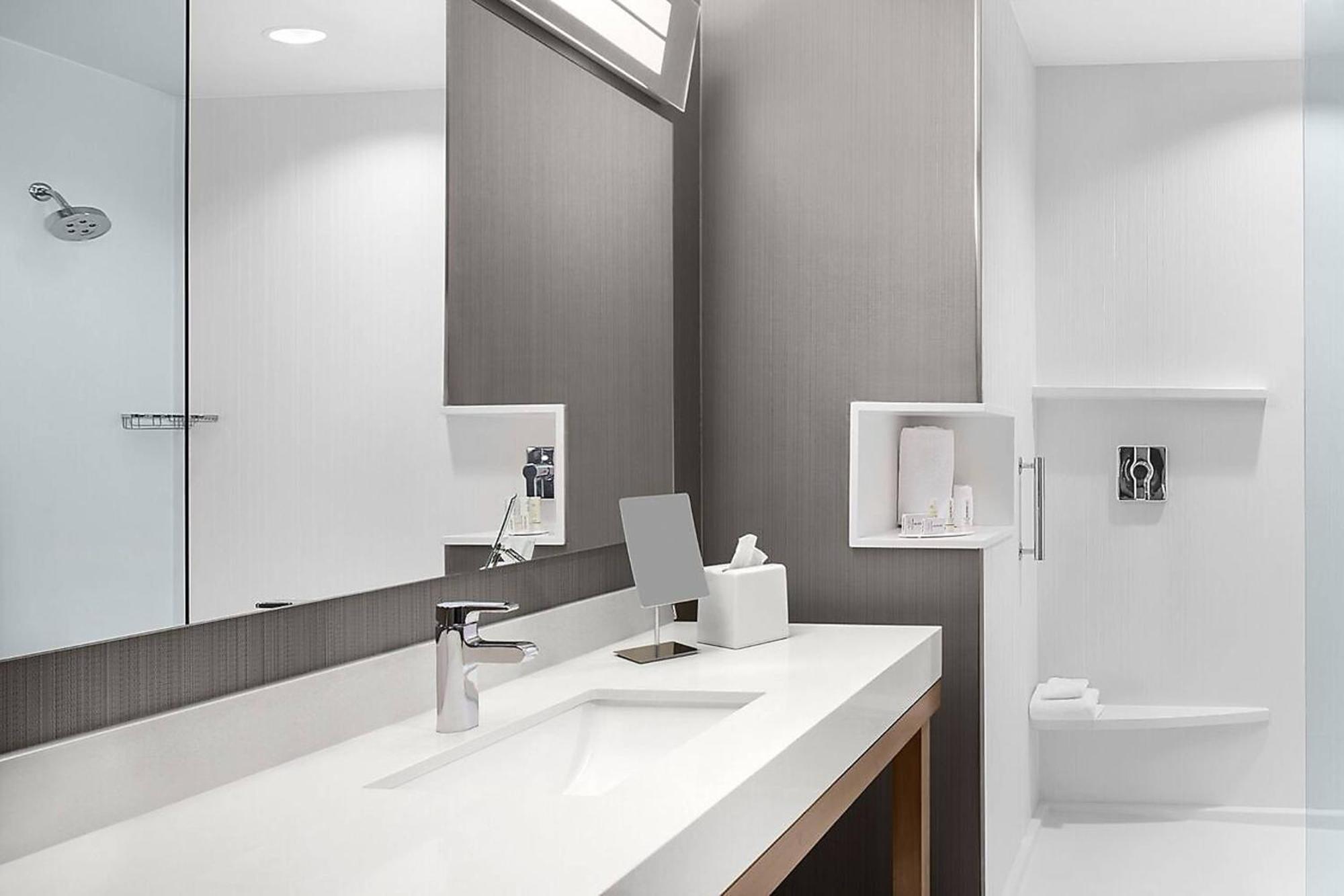 Courtyard By Marriott Wayne Fairfield Ξενοδοχείο Εξωτερικό φωτογραφία