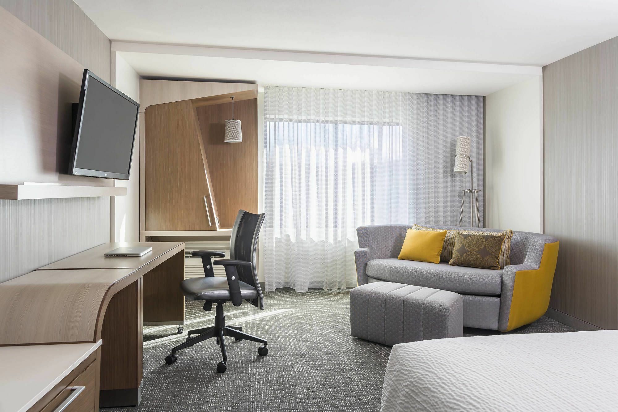 Courtyard By Marriott Wayne Fairfield Ξενοδοχείο Εξωτερικό φωτογραφία